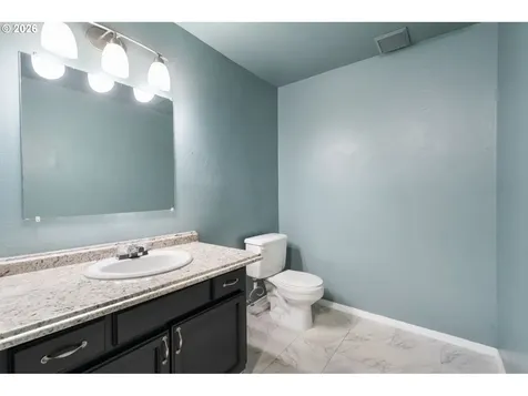 6904 NE 43rd Street Vancouver WA 98661