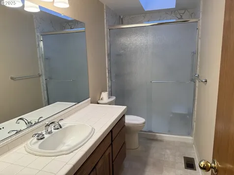 1527 NE Laurelwood Circle Canby OR 97013