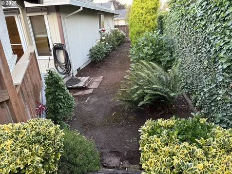 1527 NE Laurelwood Circle Canby OR 97013