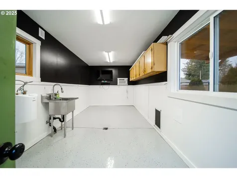 15732 SE Franklin Street Portland OR 97236
