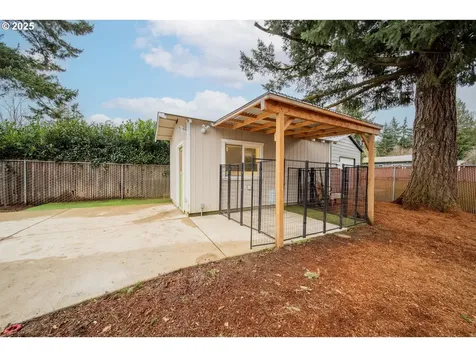 15732 SE Franklin Street Portland OR 97236