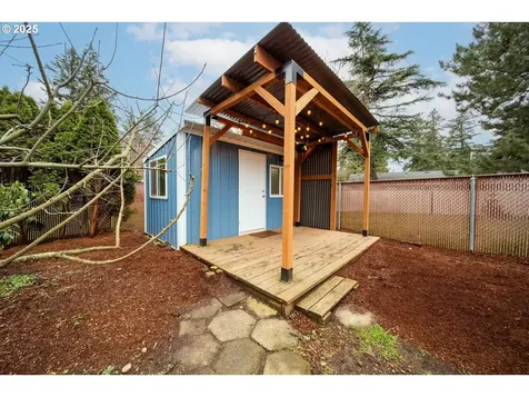 15732 SE Franklin Street Portland OR 97236