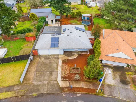 15732 SE Franklin Street Portland OR 97236
