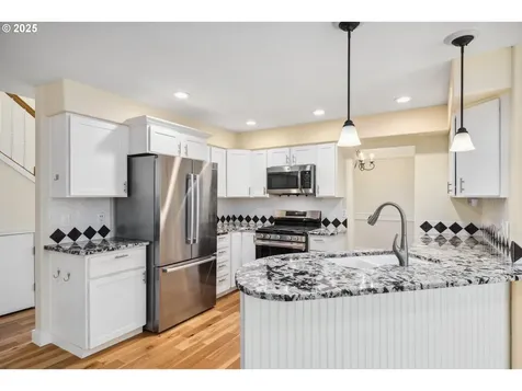 5364 Rosewood Street Lake Oswego OR 97035