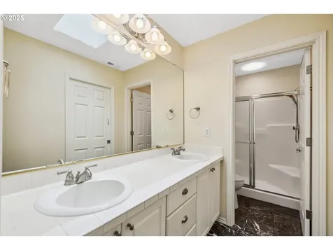 5364 Rosewood Street Lake Oswego OR 97035