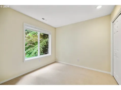 5364 Rosewood Street Lake Oswego OR 97035