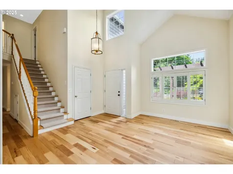 5364 Rosewood Street Lake Oswego OR 97035