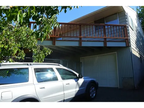 415 W 14th Street The Dalles OR 97058
