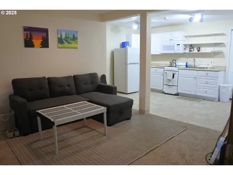 415 W 14th Street The Dalles OR 97058
