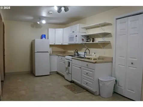 415 W 14th Street The Dalles OR 97058