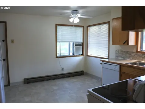 415 W 14th Street The Dalles OR 97058