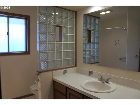 415 W 14th Street The Dalles OR 97058