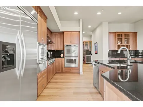 18218 Meadowlark Lane Lake Oswego OR 97034