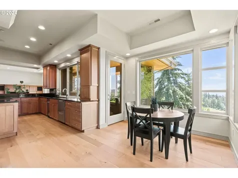 18218 Meadowlark Lane Lake Oswego OR 97034