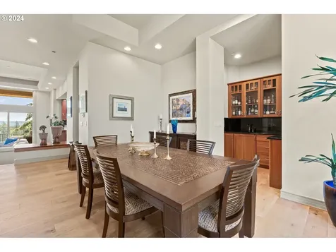 18218 Meadowlark Lane Lake Oswego OR 97034