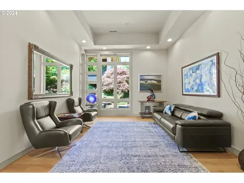 18218 Meadowlark Lane Lake Oswego OR 97034