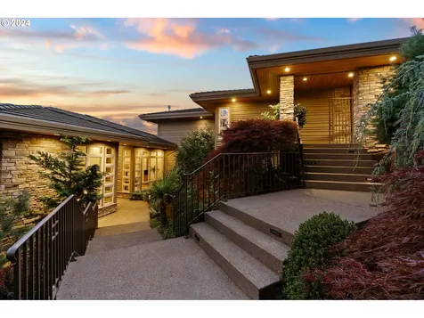 18218 Meadowlark Lane Lake Oswego OR 97034