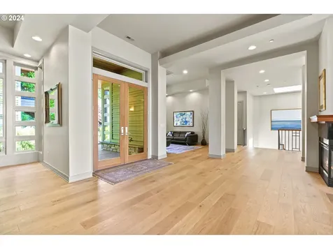 18218 Meadowlark Lane Lake Oswego OR 97034