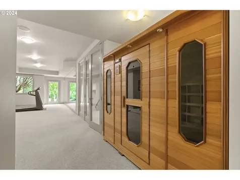 18218 Meadowlark Lane Lake Oswego OR 97034