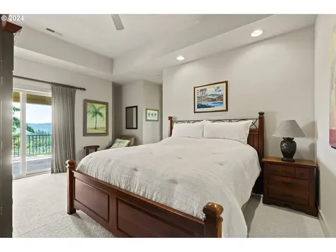 18218 Meadowlark Lane Lake Oswego OR 97034