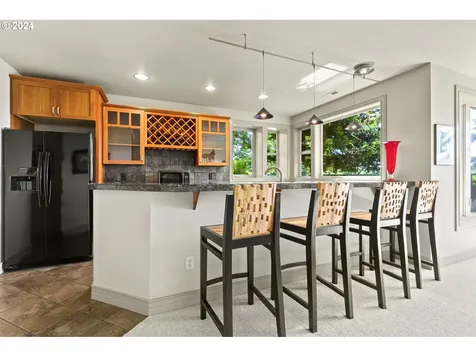 18218 Meadowlark Lane Lake Oswego OR 97034