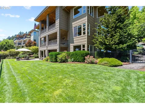 18218 Meadowlark Lane Lake Oswego OR 97034