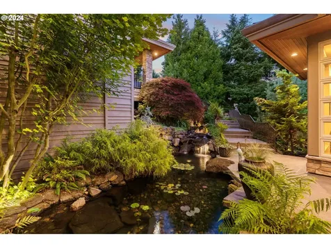 18218 Meadowlark Lane Lake Oswego OR 97034