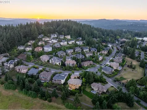 18218 Meadowlark Lane Lake Oswego OR 97034