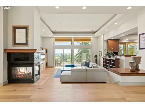 18218 Meadowlark Lane Lake Oswego OR 97034