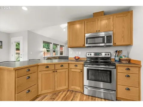 1255 SW Wedge Court Waldport OR 97394