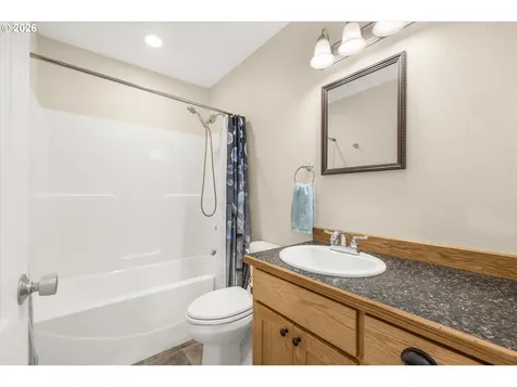 1255 SW Wedge Court Waldport OR 97394