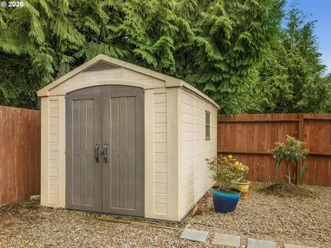 1255 SW Wedge Court Waldport OR 97394