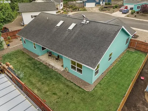 1255 SW Wedge Court Waldport OR 97394