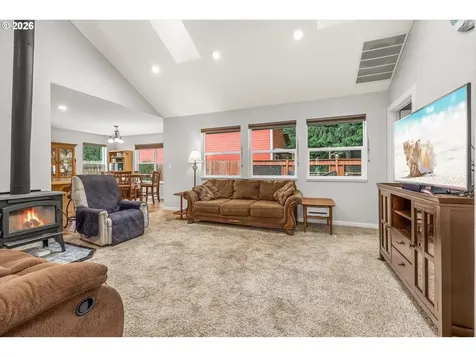 1255 SW Wedge Court Waldport OR 97394