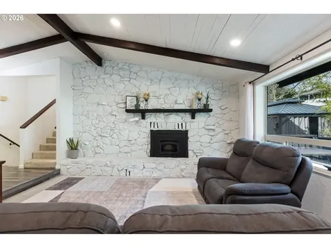 2382 NW Esquire Drive Roseburg OR 97471
