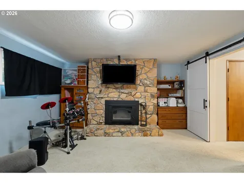 2382 NW Esquire Drive Roseburg OR 97471