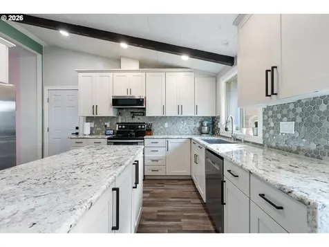 2382 NW Esquire Drive Roseburg OR 97471