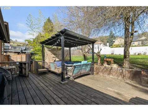 2382 NW Esquire Drive Roseburg OR 97471