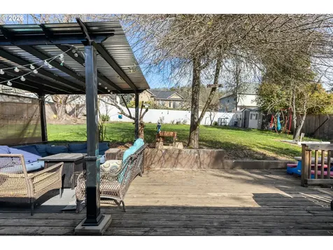 2382 NW Esquire Drive Roseburg OR 97471