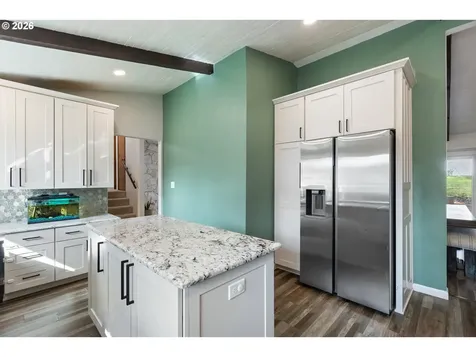 2382 NW Esquire Drive Roseburg OR 97471
