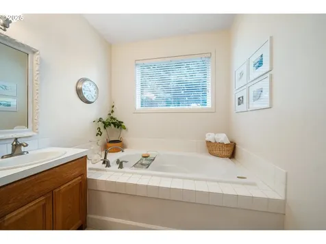 17735 SW Woodhaven Drive Sherwood OR 97140