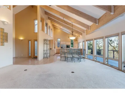 1372 SE Laurel Court Roseburg OR 97470