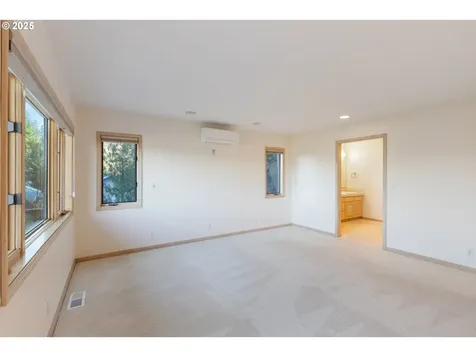 1372 SE Laurel Court Roseburg OR 97470