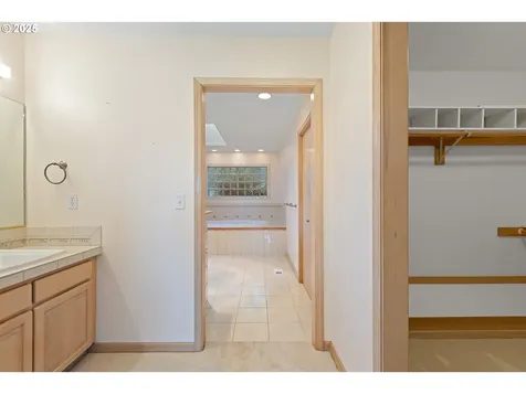 1372 SE Laurel Court Roseburg OR 97470