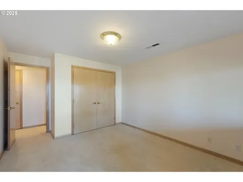 1372 SE Laurel Court Roseburg OR 97470