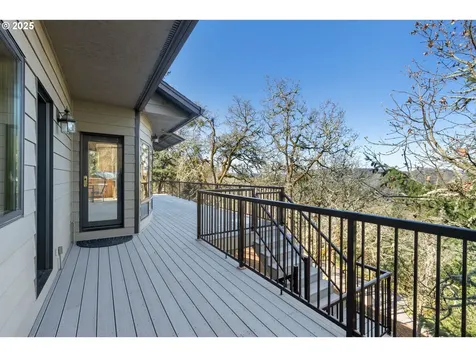 1372 SE Laurel Court Roseburg OR 97470