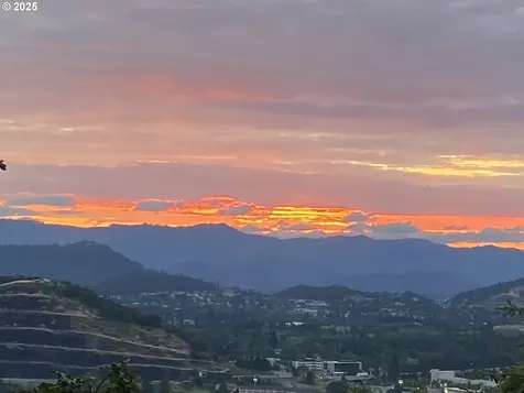 1372 SE Laurel Court Roseburg OR 97470