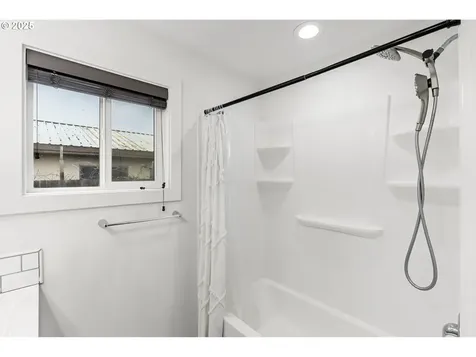 30063 Federal Lane Eugene OR 97402