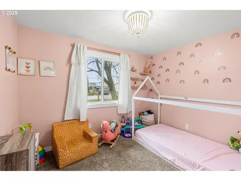 30063 Federal Lane Eugene OR 97402