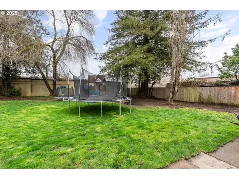 30063 Federal Lane Eugene OR 97402